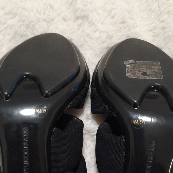 Arturo Chiang Studded Black Heels with Elegant Straps - Picture 10 of 12